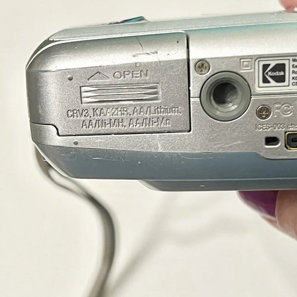 Kodak EasyShare CD40 4.0 MP Digital Camera Silver